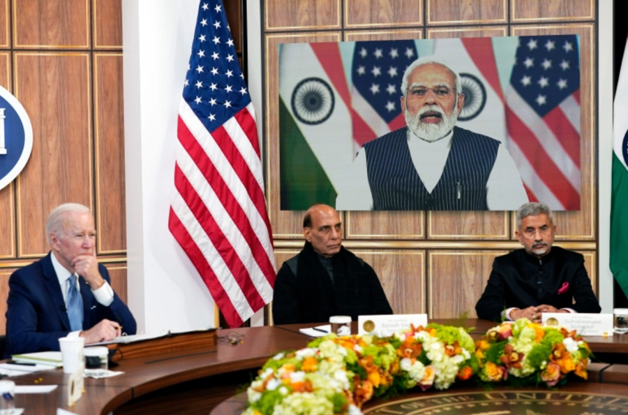 &Ocirc;ng Biden trong cuộc gặp với Thủ tướng Ấn Độ - Ảnh: AP