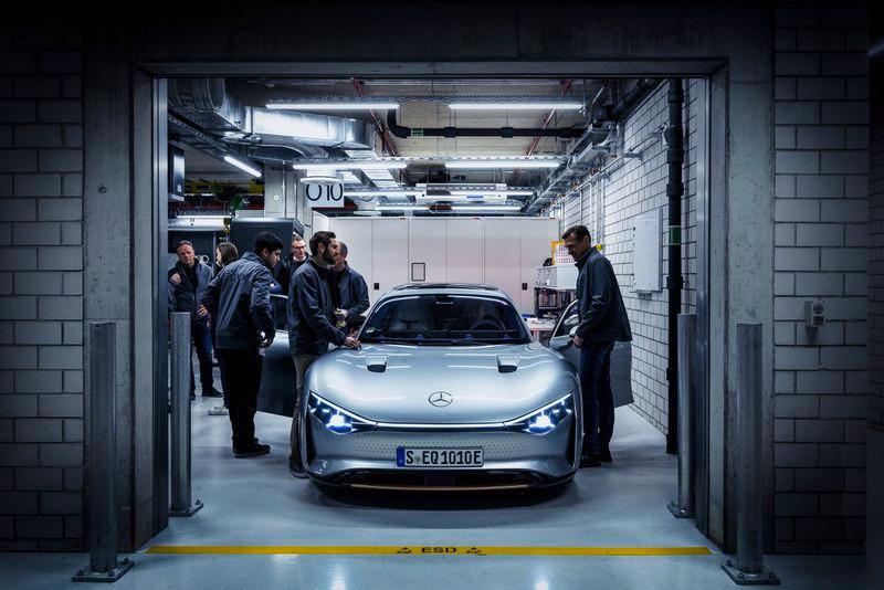 Concept xe điện Mercedes có thể chạy hơn 1000 km trong một lần sạc pin - Ảnh 3