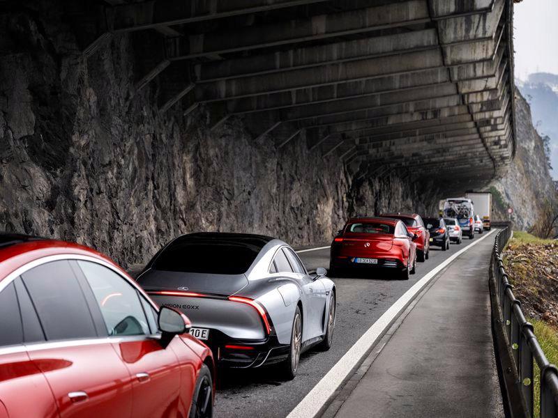 Concept xe điện Mercedes có thể chạy hơn 1000 km trong một lần sạc pin - Ảnh 4