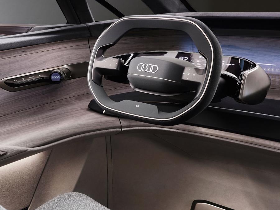 Audi Urbansphere Concept – Phương tiện cho các siêu đô thị tương lai - Ảnh 9