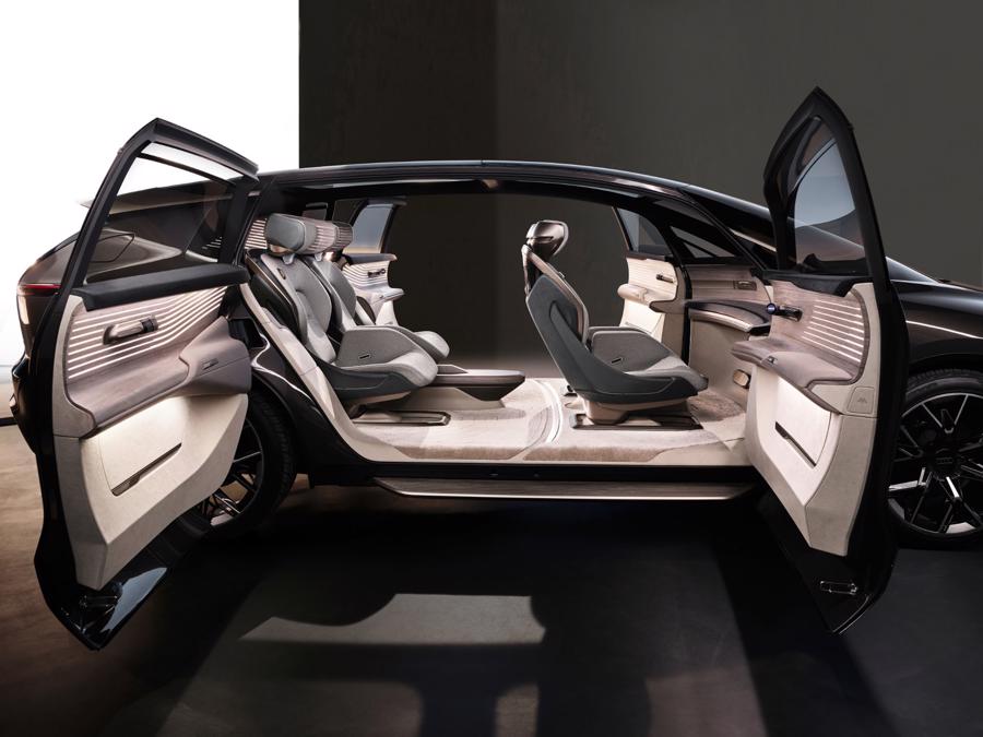 Audi Urbansphere Concept – Phương tiện cho các siêu đô thị tương lai - Ảnh 3