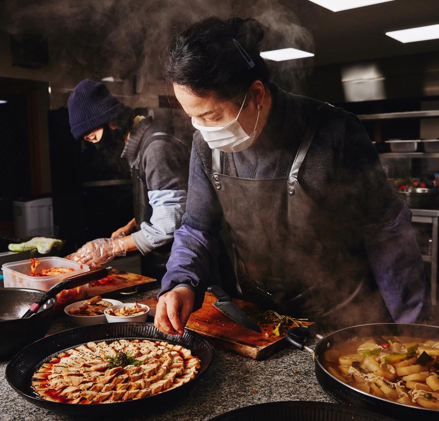 Đầu bếp món chay nổi tiếng nhất Hàn Quốc và xu hướng thiền cùng ẩm thực - Ảnh 16