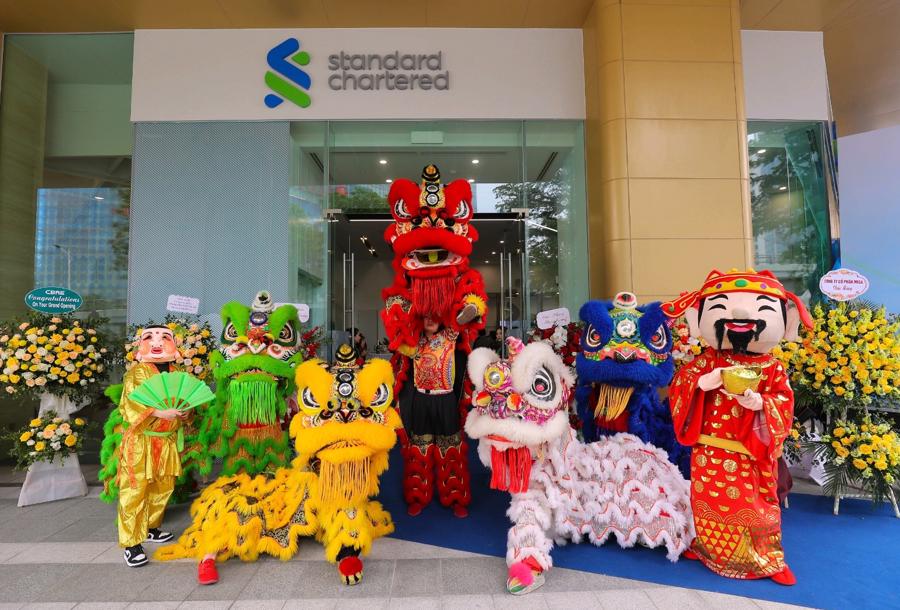 Ngân hàng Standard Chartered Việt Nam khai trương chi nhánh Thăng Long tại Hà Nội - Ảnh 1