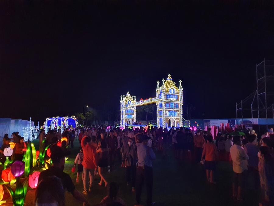 Toàn cảnh Đại nhạc hội “Summer Festival 2022” thu hút hàng ngàn khán giả tại Phan Thiết - Ảnh 6