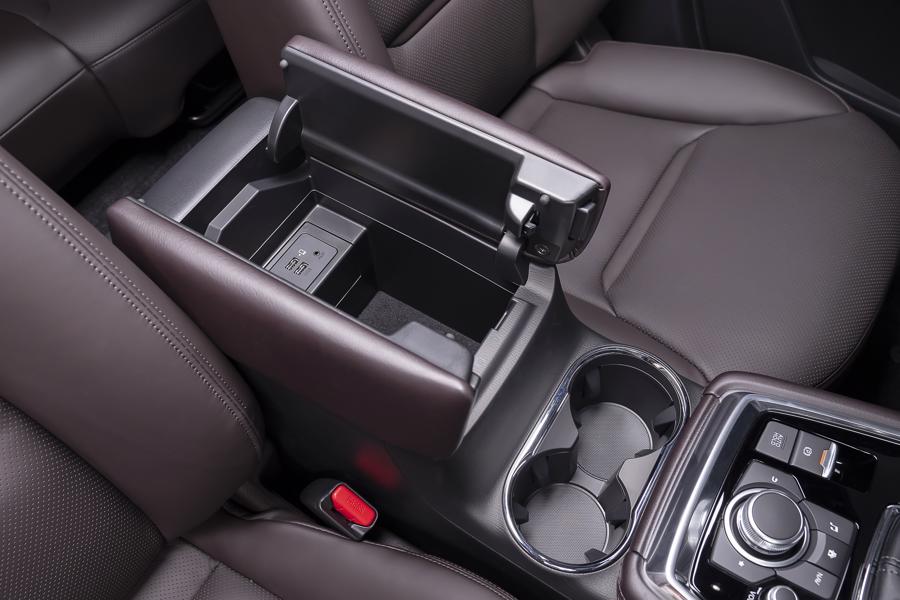 Mazda CX-8 2022 bổ sung phiên bản mới cao cấp nhất giá 1,269 tỷ đồng - Ảnh 3