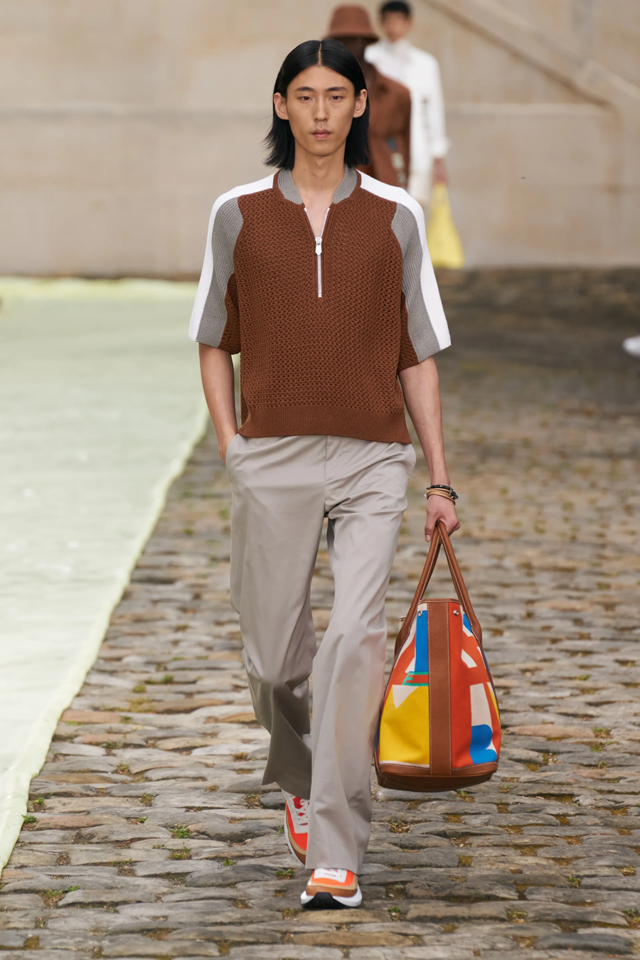 BST Hermès Xuân - Hè 2023: Trang phục nam dưới mắt nhìn của nhà thiết kế nữ - Ảnh 5