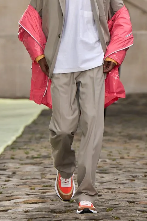 BST Hermès Xuân - Hè 2023: Trang phục nam dưới mắt nhìn của nhà thiết kế nữ - Ảnh 23