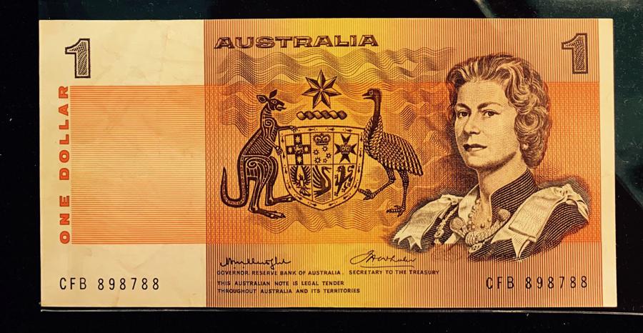 Tờ&nbsp;tiền mệnh gi&aacute; 1 đ&ocirc; la của Australia in bức ch&acirc;n dung Nữ ho&agrave;ng năm 38 tuổi.&nbsp;