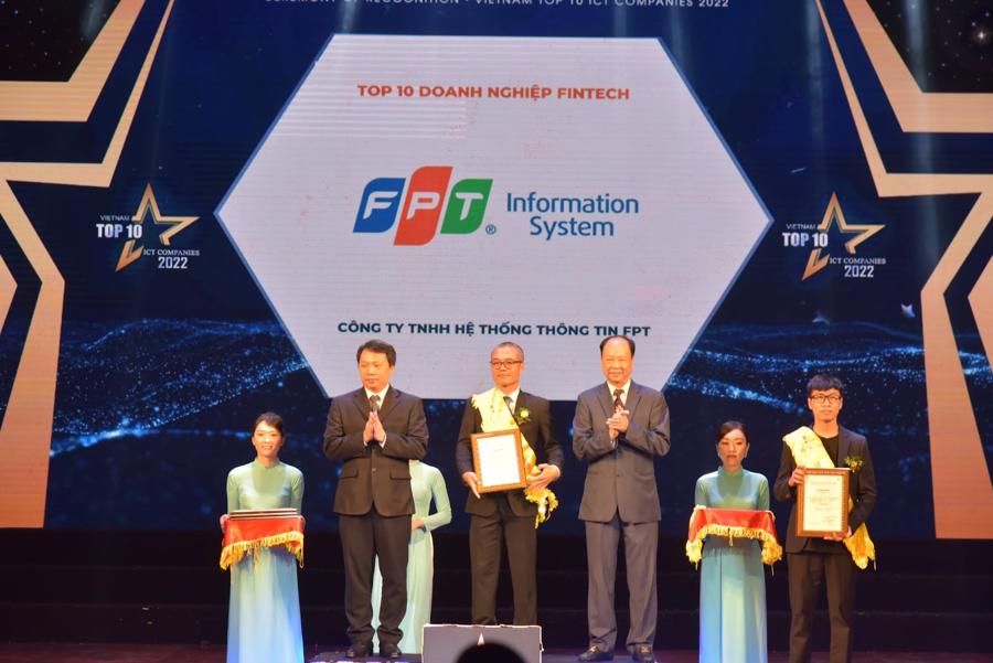 FPT IS lọt Top 10 Doanh nghiệp Fintech Việt Nam 2022.