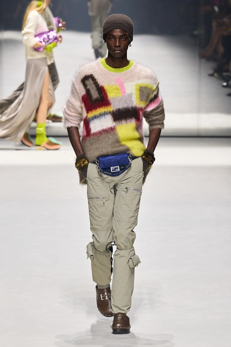 BST Fendi x Marc Jacobs: Tuần lễ Thời trang New York bắt đầu tạo nên địa chấn - Ảnh 10