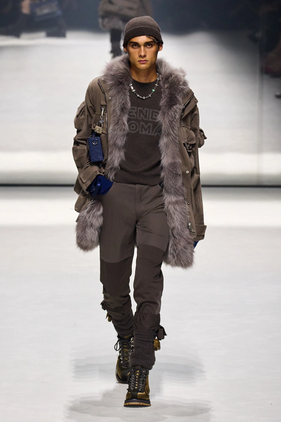 BST Fendi x Marc Jacobs: Tuần lễ Thời trang New York bắt đầu tạo nên địa chấn - Ảnh 12