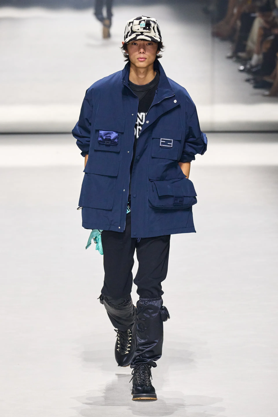 BST Fendi x Marc Jacobs: Tuần lễ Thời trang New York bắt đầu tạo nên địa chấn - Ảnh 13