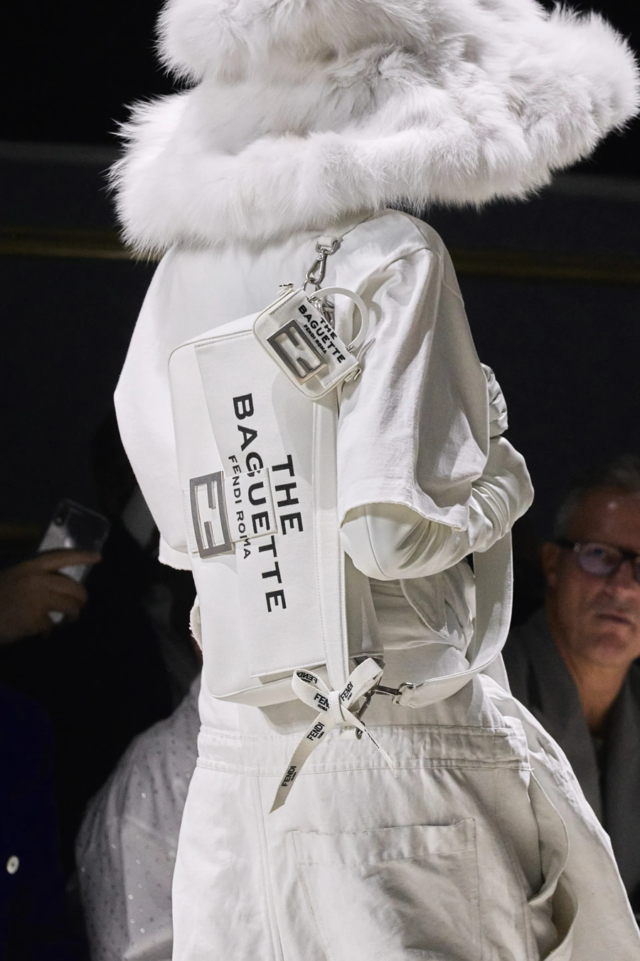 BST Fendi x Marc Jacobs: Tuần lễ Thời trang New York bắt đầu tạo nên địa chấn - Ảnh 25