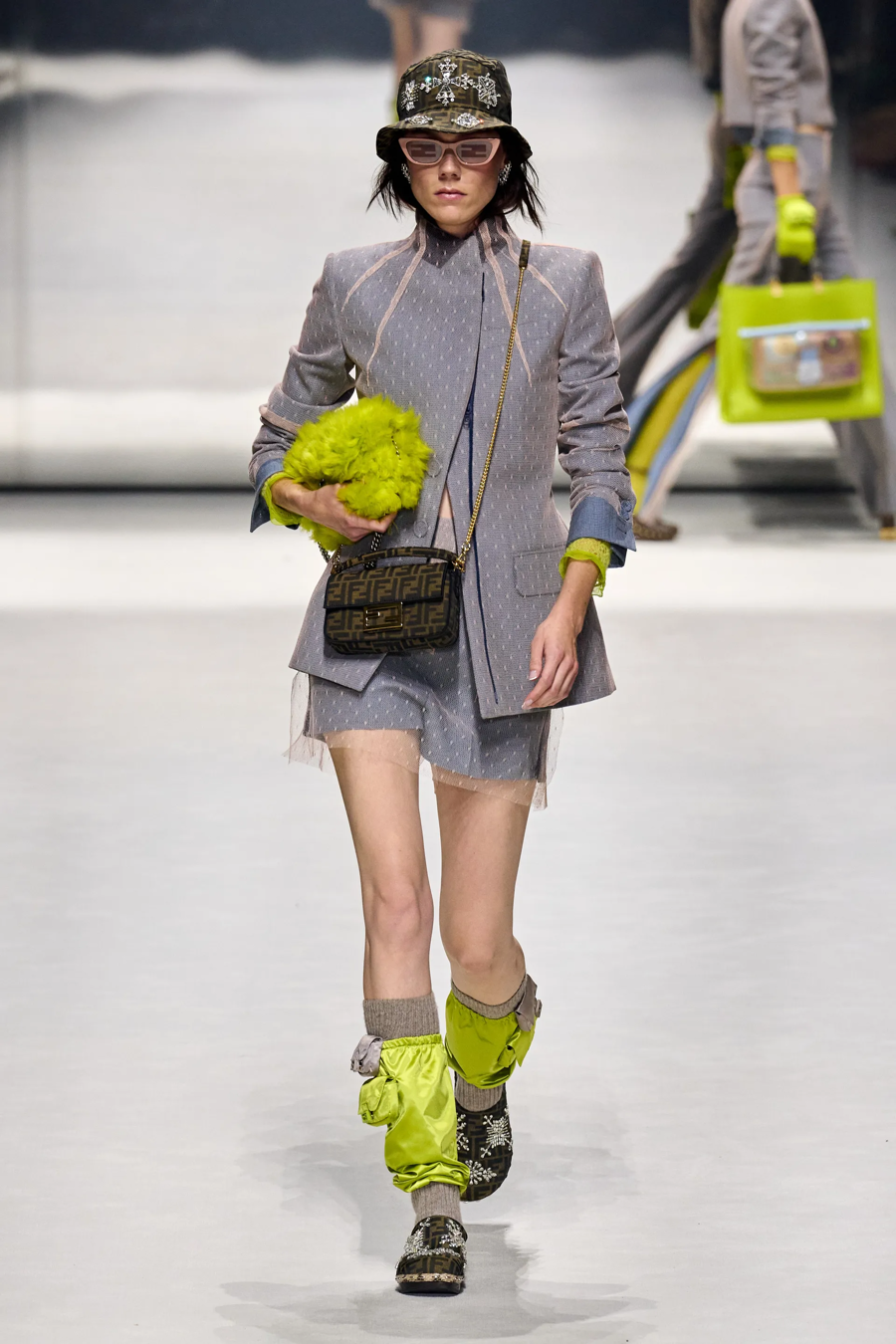 BST Fendi x Marc Jacobs: Tuần lễ Thời trang New York bắt đầu tạo nên địa chấn - Ảnh 5