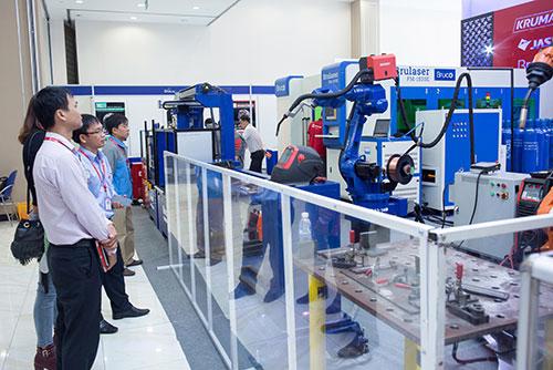 75% công nghệ và thiết bị của doanh nghiệp Việt Nam có nguồn gốc từ nước ngoài - Ảnh 1