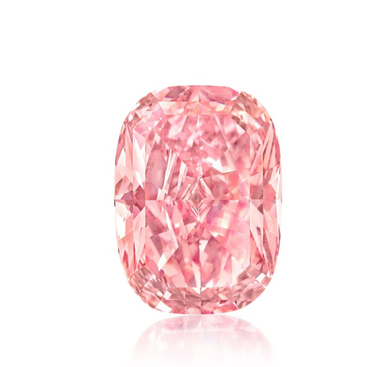 Kỷ lục mới cho "viên kim cương hồng đắt nhất lịch sử": 49,9 triệu USD - Ảnh 1
