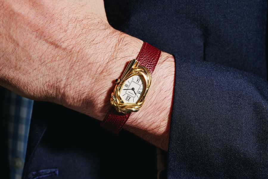 Nguồn gốc của chiếc đồng hồ Cartier vừa được đấu giá hơn 1 triệu Euro - Ảnh 2