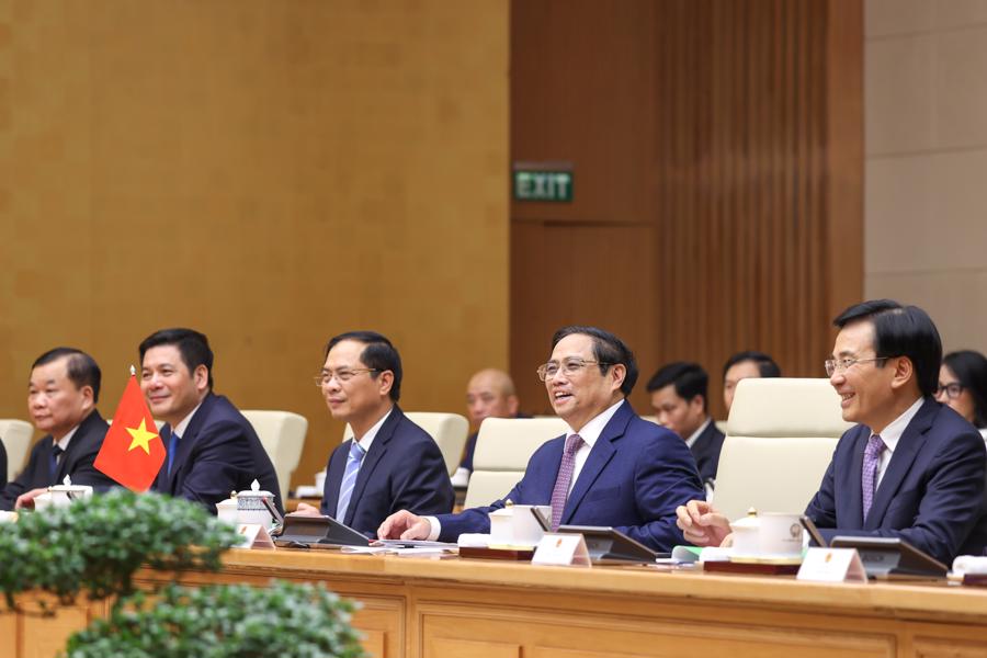 Thủ tướng Phạm Minh Ch&iacute;nh tại hội đ&agrave;m - Ảnh: VGP