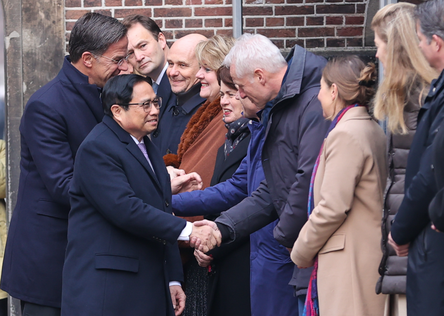 Lễ đón chính thức Thủ tướng Phạm Minh Chính thăm Vương quốc Hà Lan - Ảnh 3