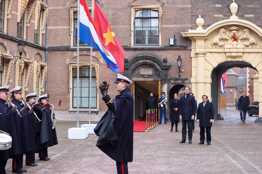 Lễ đón chính thức chuyến thăm chính thức Vương quốc Hà Lan của Thủ tướng Phạm Minh Chính - Ảnh 2