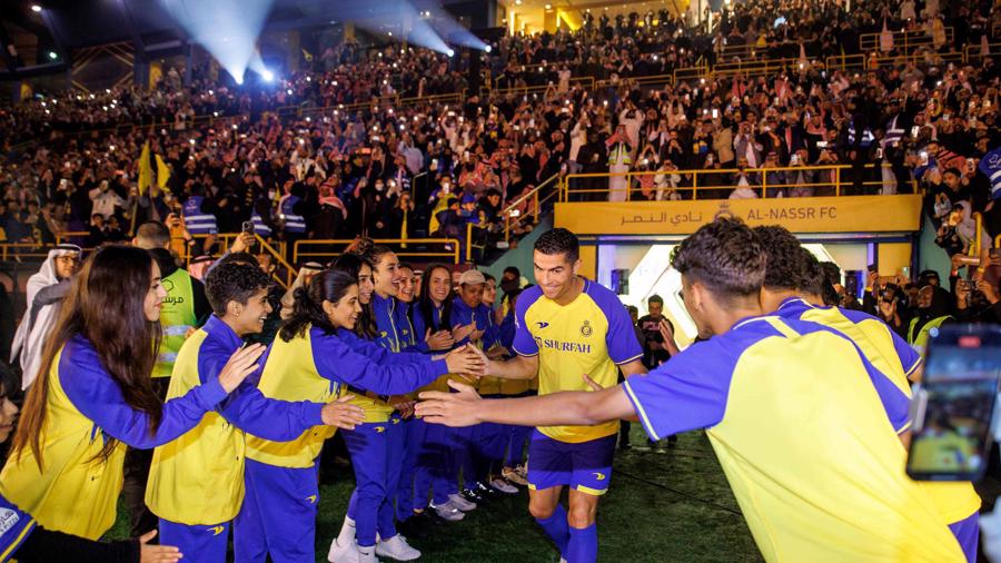 Ký hợp đồng với Ronaldo, câu lạc bộ Al Nassr "khủng" tới mức nào? - Nhịp  sống kinh tế Việt Nam & Thế giới