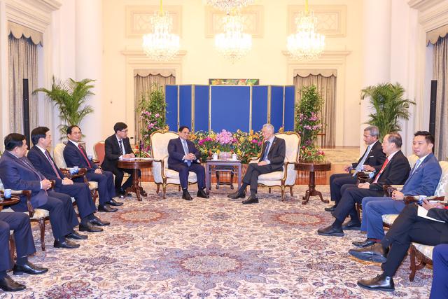 Thủ tướng Phạm Minh Ch&iacute;nh hội đ&agrave;m với Thủ tướng Singapore L&yacute; Hiển Long. Ảnh - VGP.&nbsp;