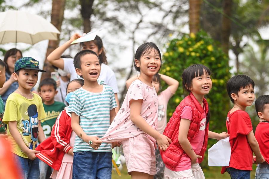 Đại công viên xanh rộng gần 500ha thu hút trẻ em đến chơi mỗi cuối tuần - Ảnh 2