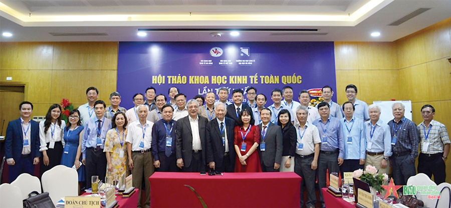 C&aacute;c đại biểu tham dự hội thảo&nbsp;Khoa học kinh tế to&agrave;n quốc lần thứ nhất của Hội Khoa học Kinh tế Việt Nam.
