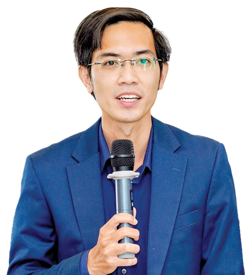 TS. Nguyễn Hữu Huân, Trưởng bộ môn Thị trường tài chính, Trường ĐH Kinh tế TP. HCM.