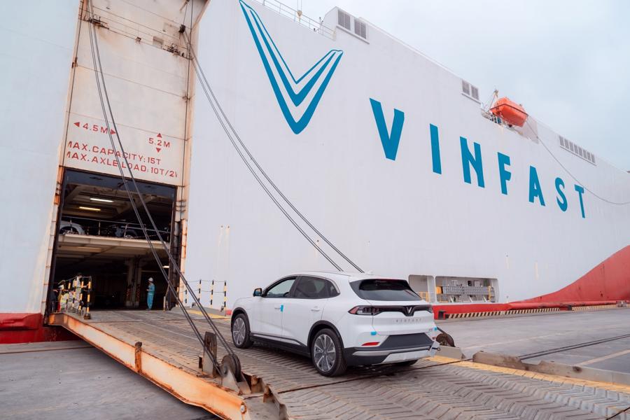 VinFast xuất khẩu 1.879 xe VF 8 tiếp theo tới Bắc Mỹ - Ảnh 1