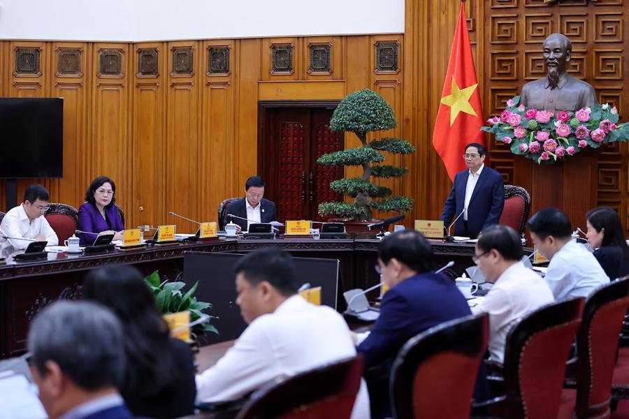 Thủ tướng Phạm Minh Chính phát biểu chỉ đạo tại cuộc họp - Ảnh: VGP