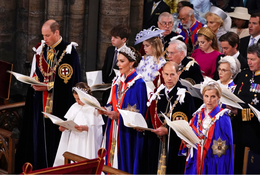 Lễ đăng quang long trọng vừa truyền thống vừa hiện đại của Vua Charles III - Ảnh 12