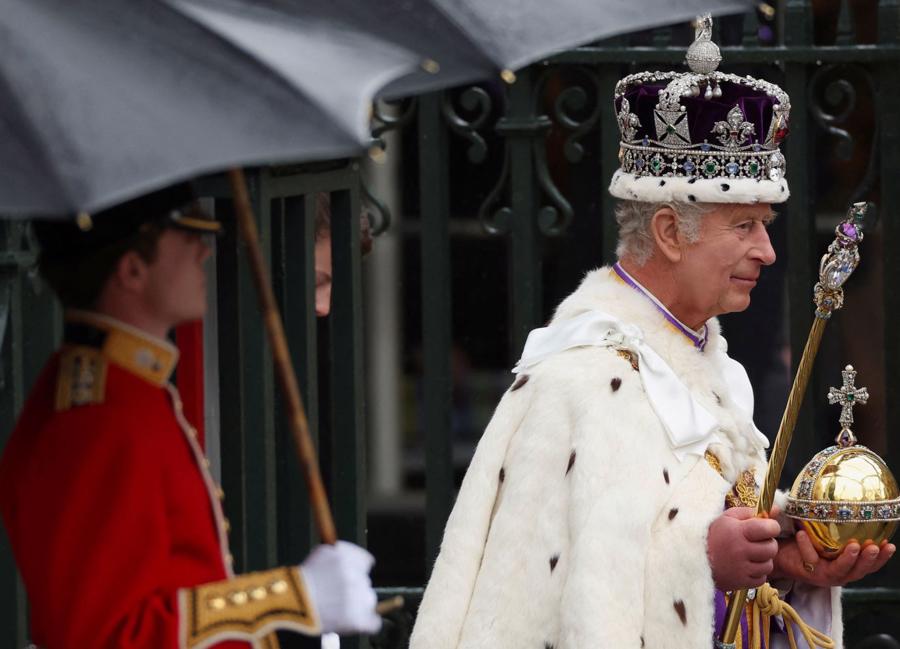 Lễ đăng quang long trọng vừa truyền thống vừa hiện đại của Vua Charles III - Ảnh 7