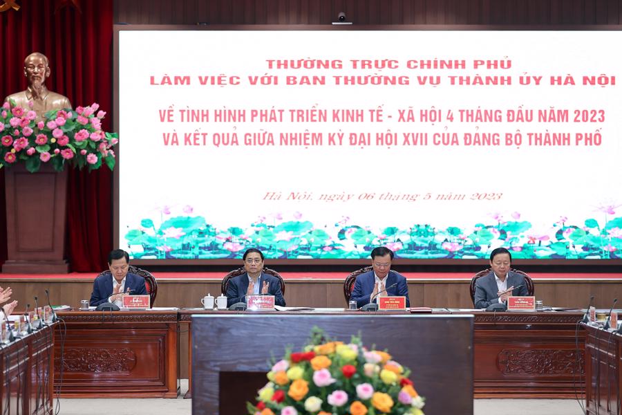 Thường trực Chính phủ làm việc với Ban Thường vụ Thành ủy Hà Nội - Ảnh: VGP