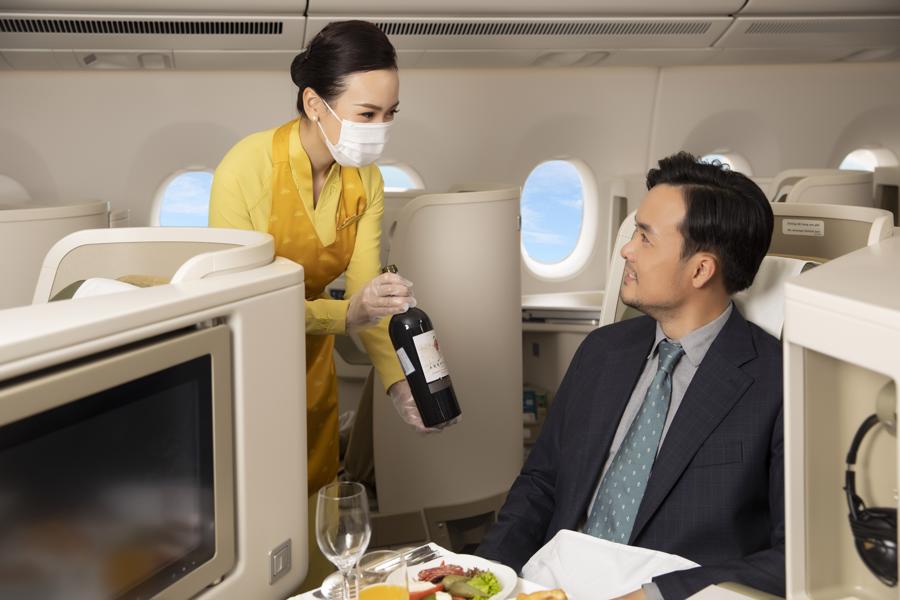 Vietnam Airlines lọt top 20 hãng hàng không tốt nhất thế giới về an toàn và chất lượng dịch vụ - Ảnh 2
