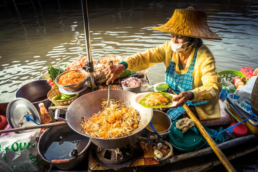 Th&aacute;i Lan muốn d&ugrave;ng ẩm thực để thu h&uacute;t kh&aacute;ch du lịch đi đến mọi nơi khắp đất nước n&agrave;y.