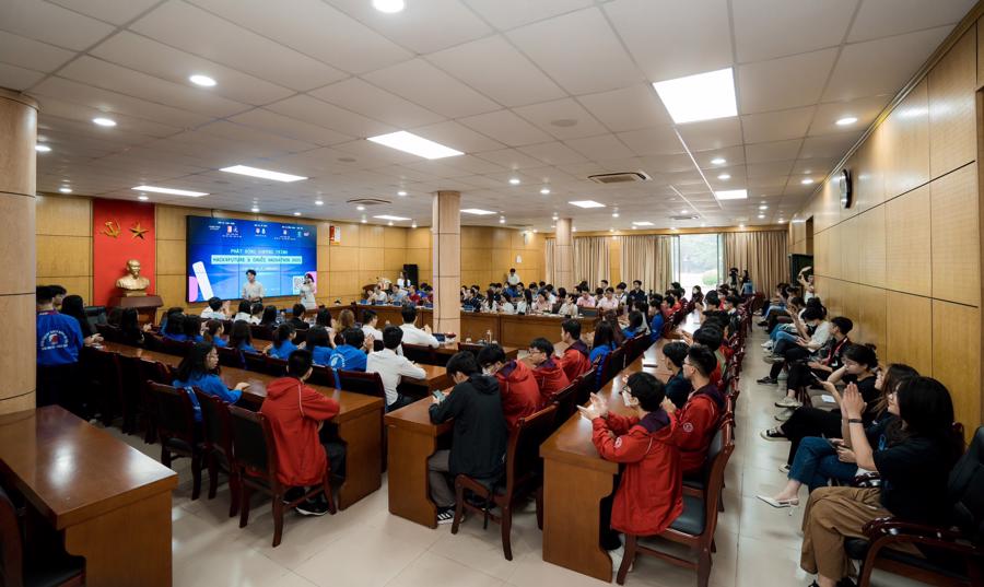 Chương tr&igrave;nh &lsquo;Hack4Future &amp; Chuỗi Hackathon 2023&rsquo;, với chuỗi sự kiện về c&ocirc;ng nghệ v&agrave; đổi mới s&aacute;ng tạo d&agrave;nh cho giới trẻ Việt Nam đ&atilde; ch&iacute;nh thức được ph&aacute;t động tại H&agrave; Nội