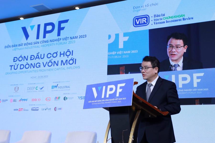 Thứ trưởng Bộ Kế hoạch v&agrave; Đầu tư Trần Quốc Phương chia sẻ về cơ hội đ&oacute;n d&ograve;ng vốn FDI tại Diễn đ&agrave;n&nbsp;Bất động sản c&ocirc;ng nghiệp Việt Nam (VIPF) lần thứ 3 .