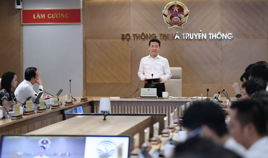 Bộ trưởng Nguyễn Mạnh H&ugrave;ng ph&aacute;t biểu chỉ đạo tại Hội nghị giao ban quản l&yacute; Nh&agrave; nước th&aacute;ng 8/2023.