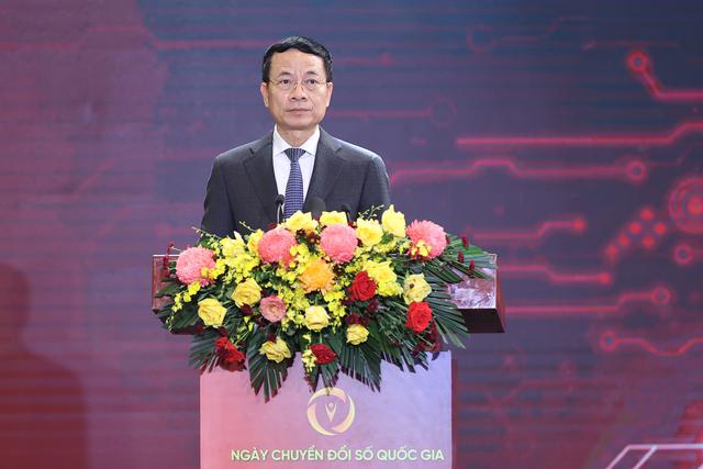 Bộ trưởng Nguyễn Mạnh H&ugrave;ng, Ph&oacute; Chủ tịch Ủy ban quốc gia về chuyển đổi số