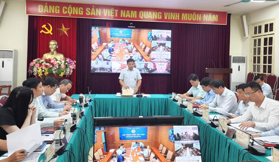Bộ trưởng Nguyễn Văn Thắng chỉ đạo nhiều nội dung quan trọng tại hội nghị giao ban.