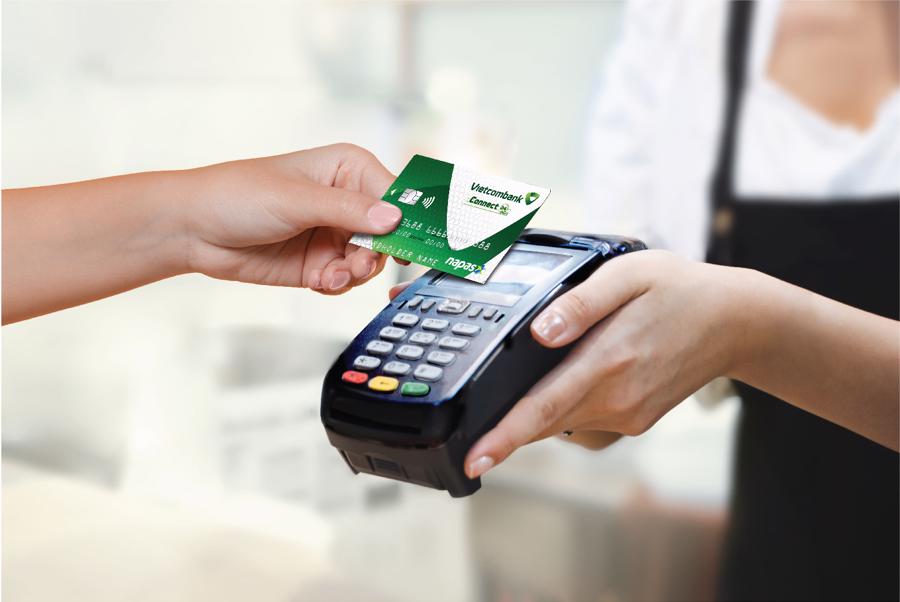 Vietcombank Chip contactless - Chìa khóa mở ra sự tiện lợi trong xu hướng sống số  - Ảnh 1