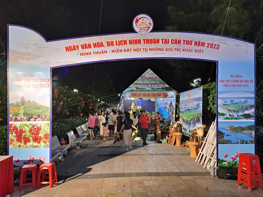 Ninh Thuận hợp tác với các địa phương để tăng tốc ngành du lịch - Ảnh 2