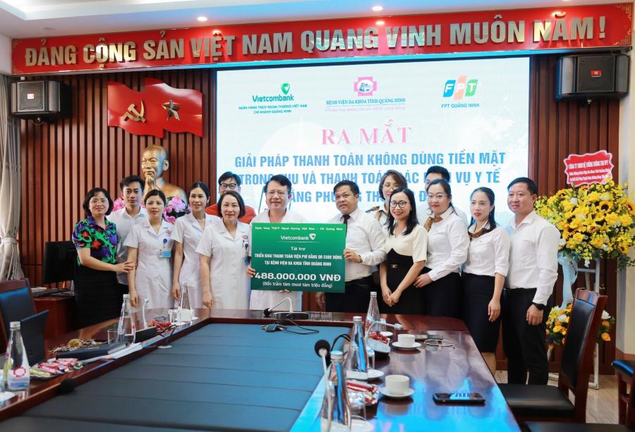 Đảng ủy Vietcombank Quảng Ninh thực hiện chỉ thị 05-CT/ĐUK ngày 21/6/2023 của Ban thường vụ Đảng ủy khối - Ảnh 1