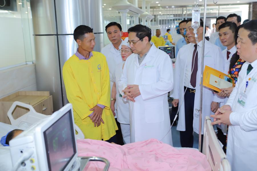 Thủ tướng Phạm Minh Chính thăm các dự án, công trình trọng điểm tại Thanh Hóa - Ảnh 11