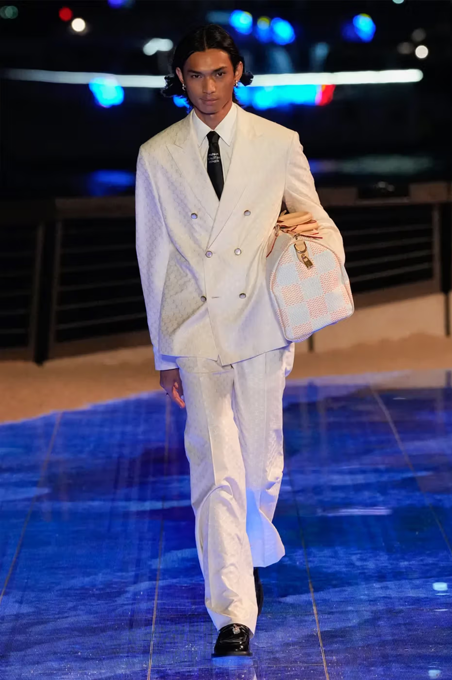 Louis Vuitton: Thời trang song hành cùng du lịch tại châu Á - Ảnh 16