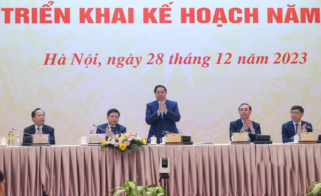 Thủ tướng Ch&iacute;nh phủ Phạm Minh Ch&iacute;nh tới dự v&agrave; chỉ đạo tại hội nghị. Ảnh: VGP/Nhật Bắc.