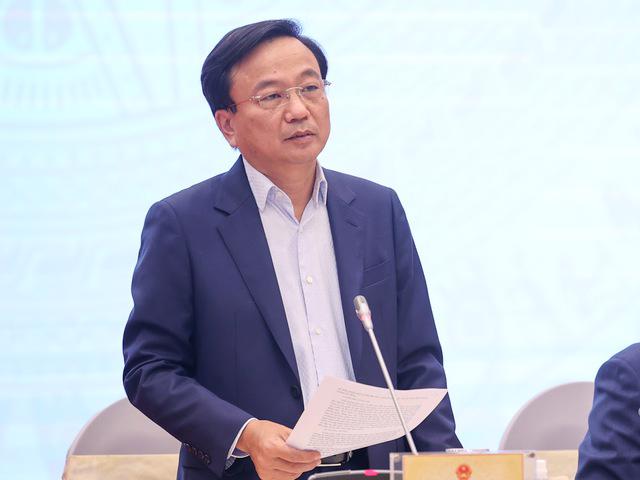 Thứ trưởng Bộ Giao th&ocirc;ng vận tải Nguyễn Danh Huy th&ocirc;ng tin tới b&aacute;o ch&iacute; về những điểm s&aacute;ng trong đầu tư kết cấu hạ tầng giao th&ocirc;ng trong năm 2023.