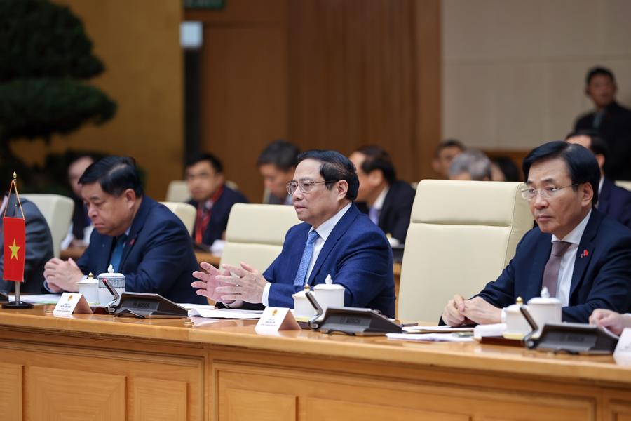 Phấn đấu tăng 10-15% kim ngạch thương mại giữa Việt Nam - Lào năm 2024 - Ảnh 2