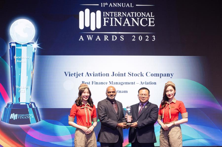 Tạp chí International Finance vinh danh Vietjet Air với loạt giải thưởng dẫn đầu về quản trị tài chính và hàng không - Ảnh 1